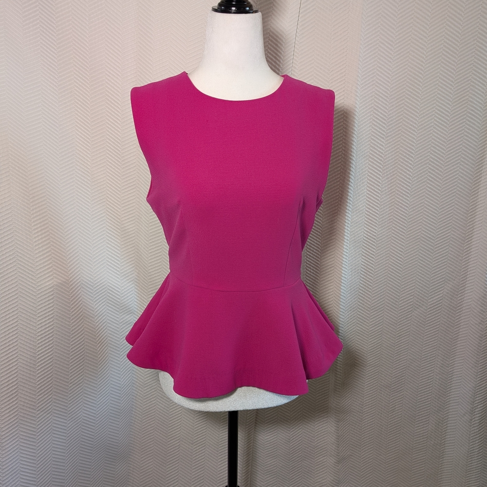 Forever 21 Sleeveless Peplum Top Fuchsia Magenta Pink Office Size Medium Chic